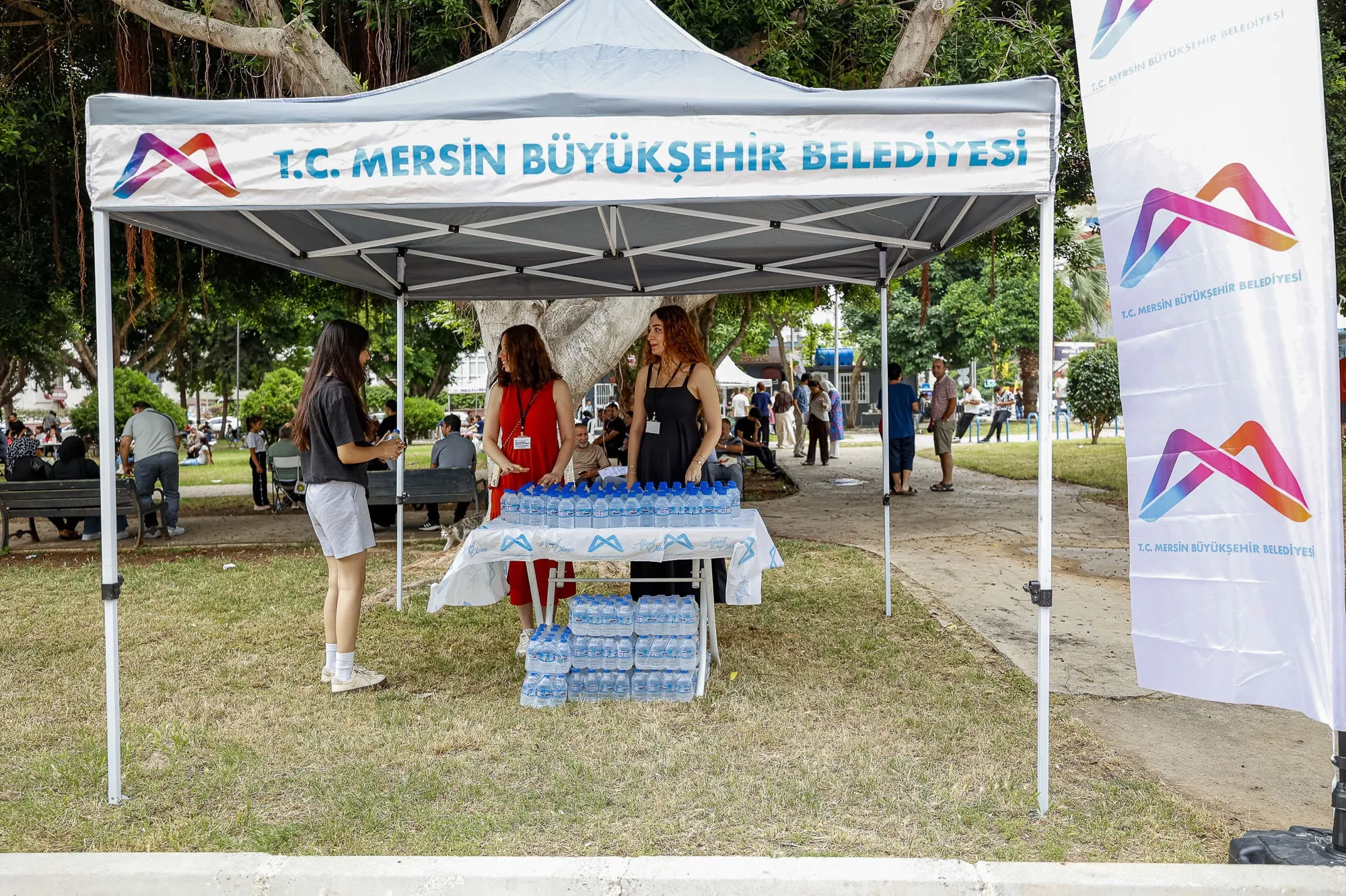 MERSİN BÜYÜKŞEHİR ÖĞRENCİLERİ VE AİLELERİNİ LGS GÜNÜ DE YALNIZ BIRAKMADI